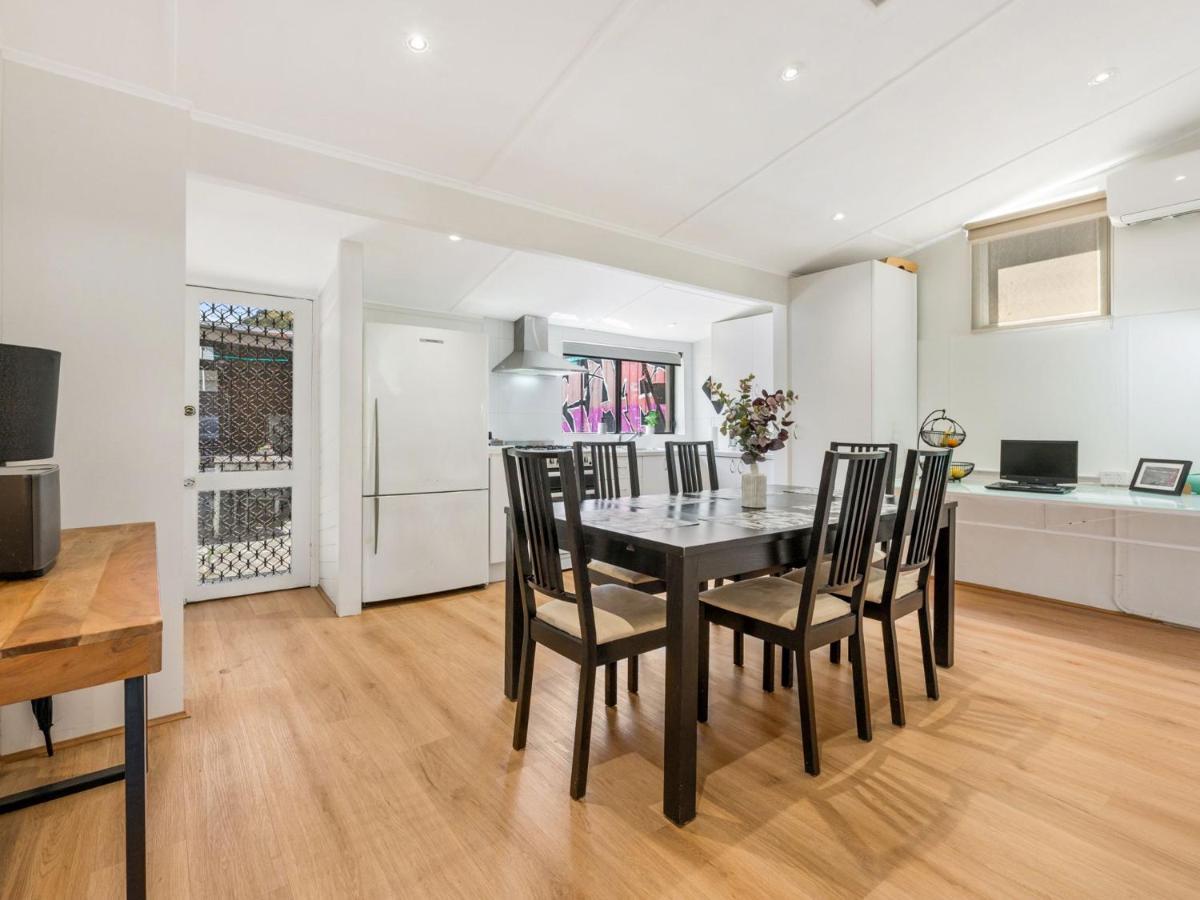 Walk To The Mcg & Aami Park - Free Late Checkout - Great Location & Backyard Villa Melbourne Ngoại thất bức ảnh